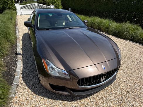 Used 2014 Maserati Quattroporte S Q4 AWD/4WD image 2