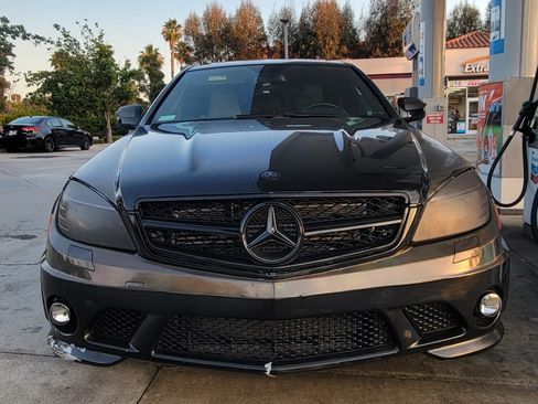 Used 2009 Mercedes-Benz C 63 AMG Sedan image 2