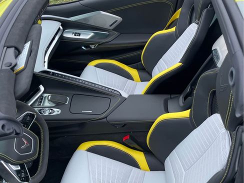 Used 2022 Chevrolet Corvette Stingray Premium Cpe image 10