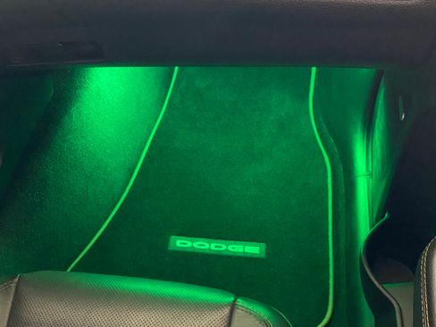 Used 2016 Dodge Challenger R/T Scat Pack RWD image 15