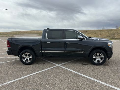 Used 2019 RAM 1500 Limited image 4