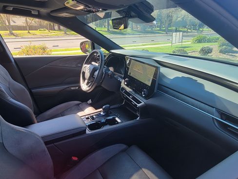 Used 2024 Lexus RX 350 350h Luxury Sport Utility 4D w/ Convenience Package image 12