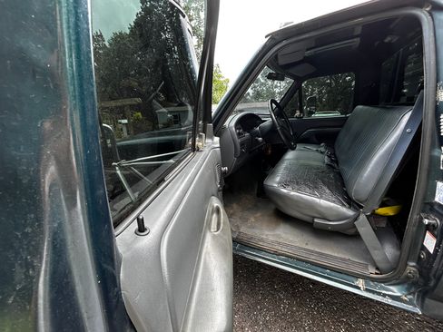 Used 1993 Ford F350 4x4 Regular Cab image 16