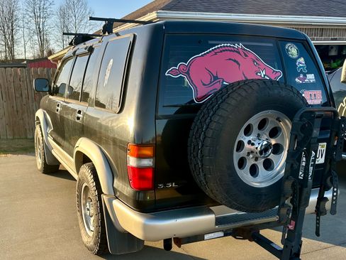 Used 1999 Isuzu Trooper S image 5