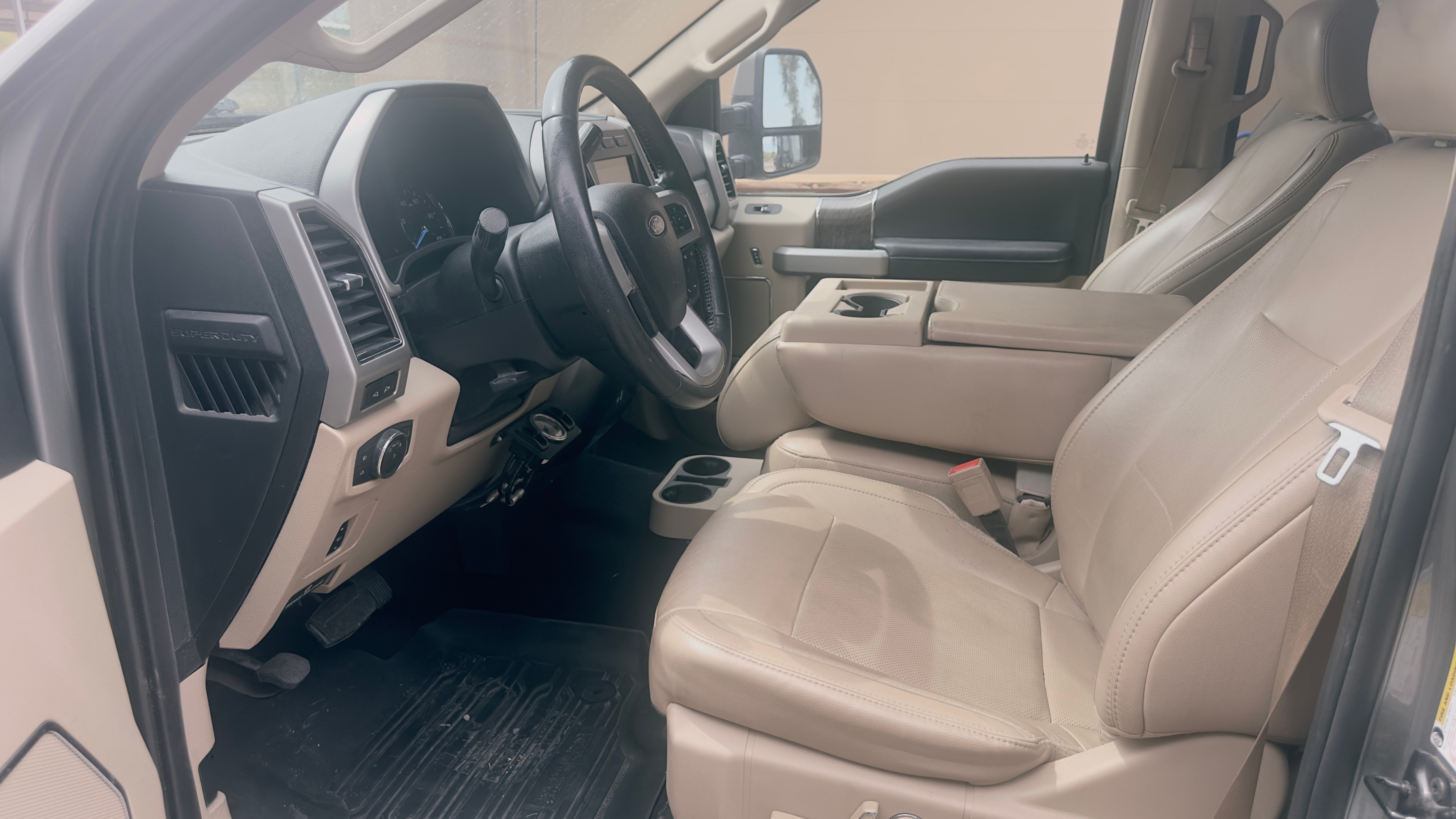 Used 2019 Ford F350 Lariat w/ Tow Technology Bundle AWD/4WD image 10