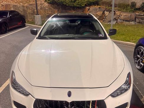 Used 2015 Maserati Ghibli S Q4 image 1