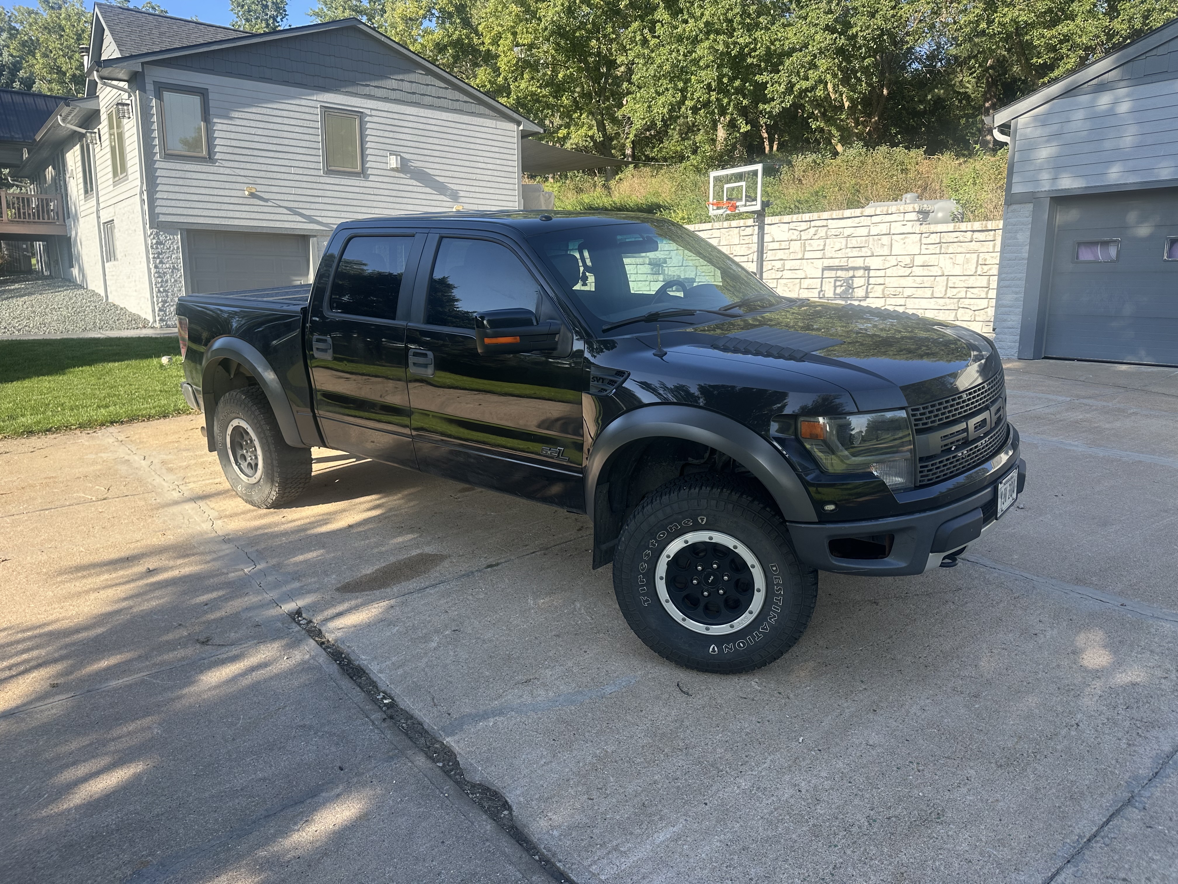 Used 2014 Ford F150 Raptor w/ Equipment Group 801A Luxury AWD/4WD image 8