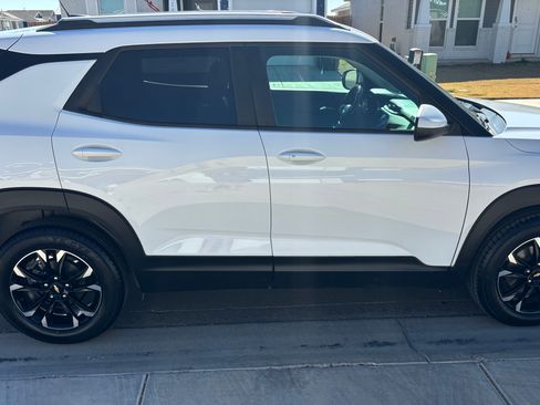 Used 2021 Chevrolet TrailBlazer LT image 8