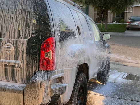 Used 2015 Nissan Xterra X image 2