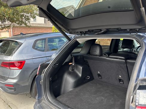 Used 2020 Jeep Cherokee Limited image 8