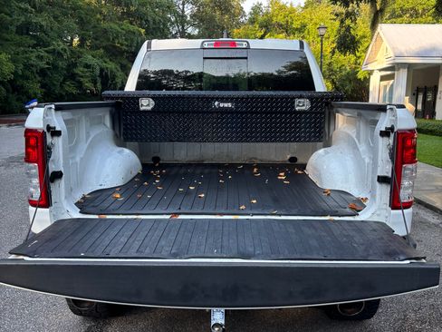 Used 2019 RAM 1500 Tradesman AWD/4WD image 6