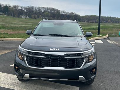 Used 2024 Kia Seltos EX