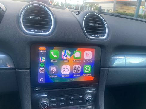 Used 2019 Porsche 718 Cayman S image 18