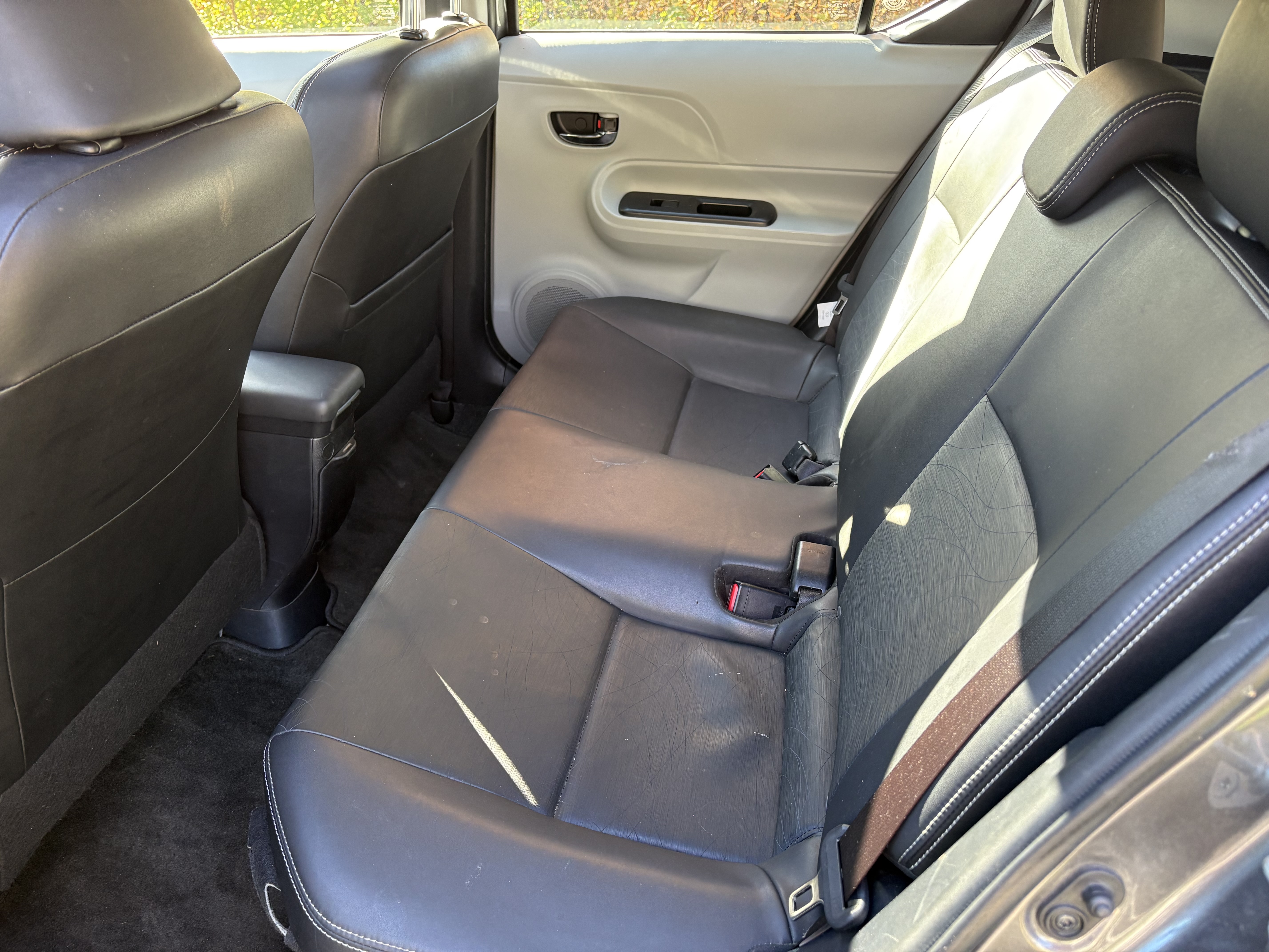 Used 2012 Toyota Prius C Four w/ Alloy Wheel Pkg FWD image 12
