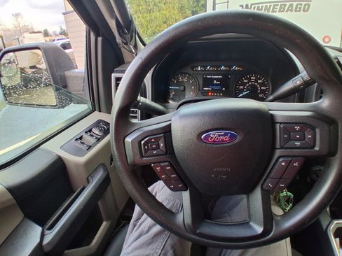 Used 2018 Ford F150 XL w/ Equipment Group 101A Mid image 8