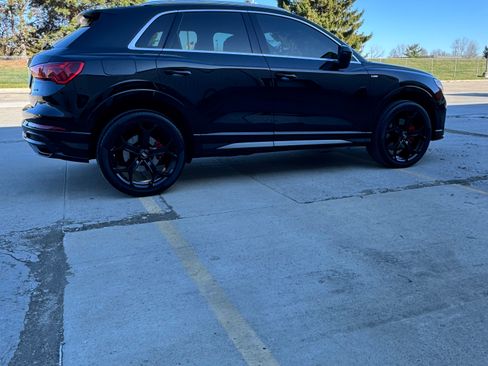 Used 2021 Audi Q3 2.0T Premium w/ Convenience Package image 9