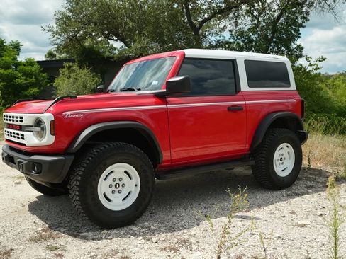 Used 2024 Ford Bronco Heritage Edition image 14