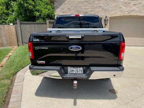 Used 2015 Ford F150 XLT w/ Equipment Group 302A Luxury RWD image 2