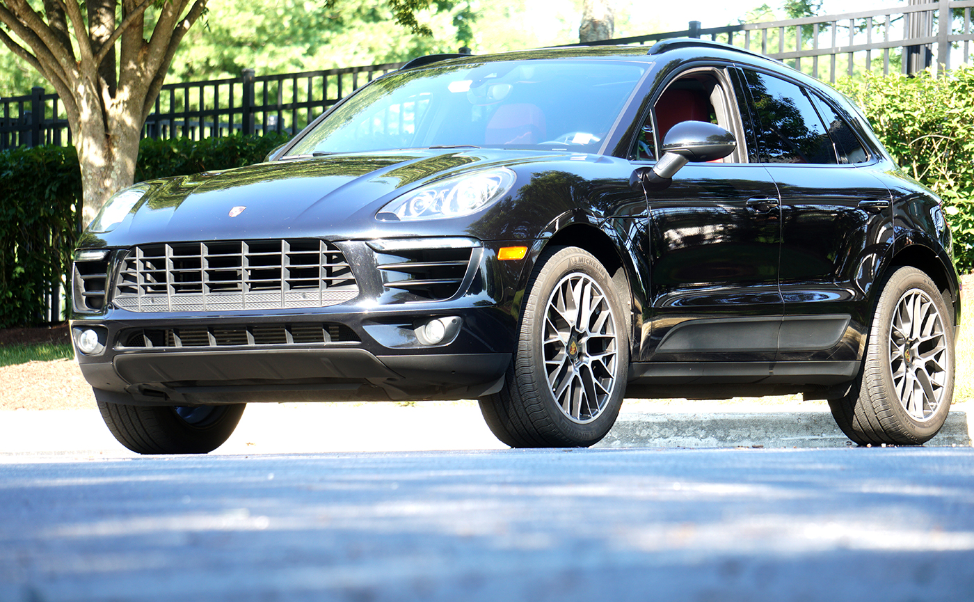 Used 2018 Porsche Macan Sport Edition AWD/4WD image 4