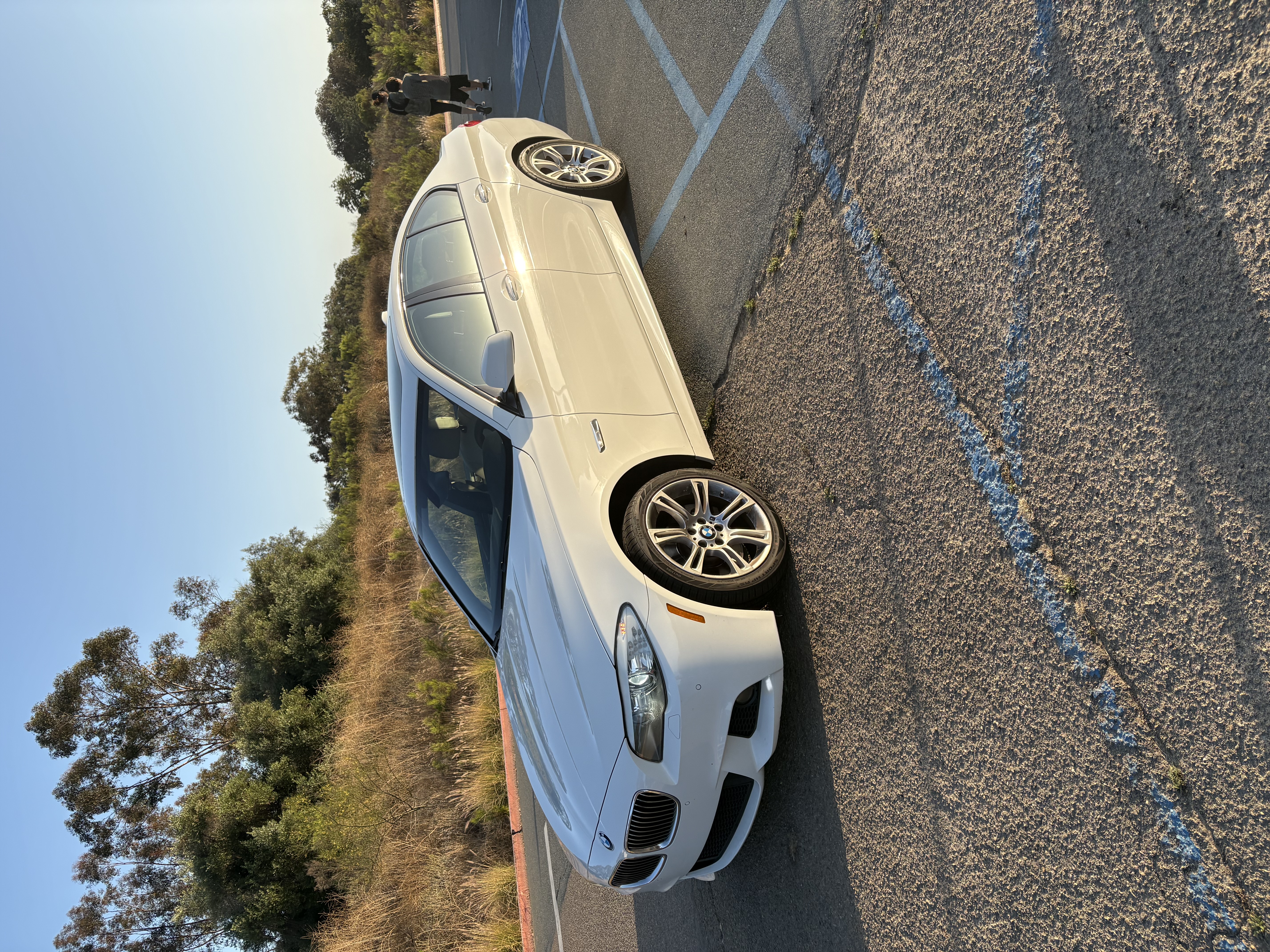 Used 2013 BMW 528i Sedan RWD image 1