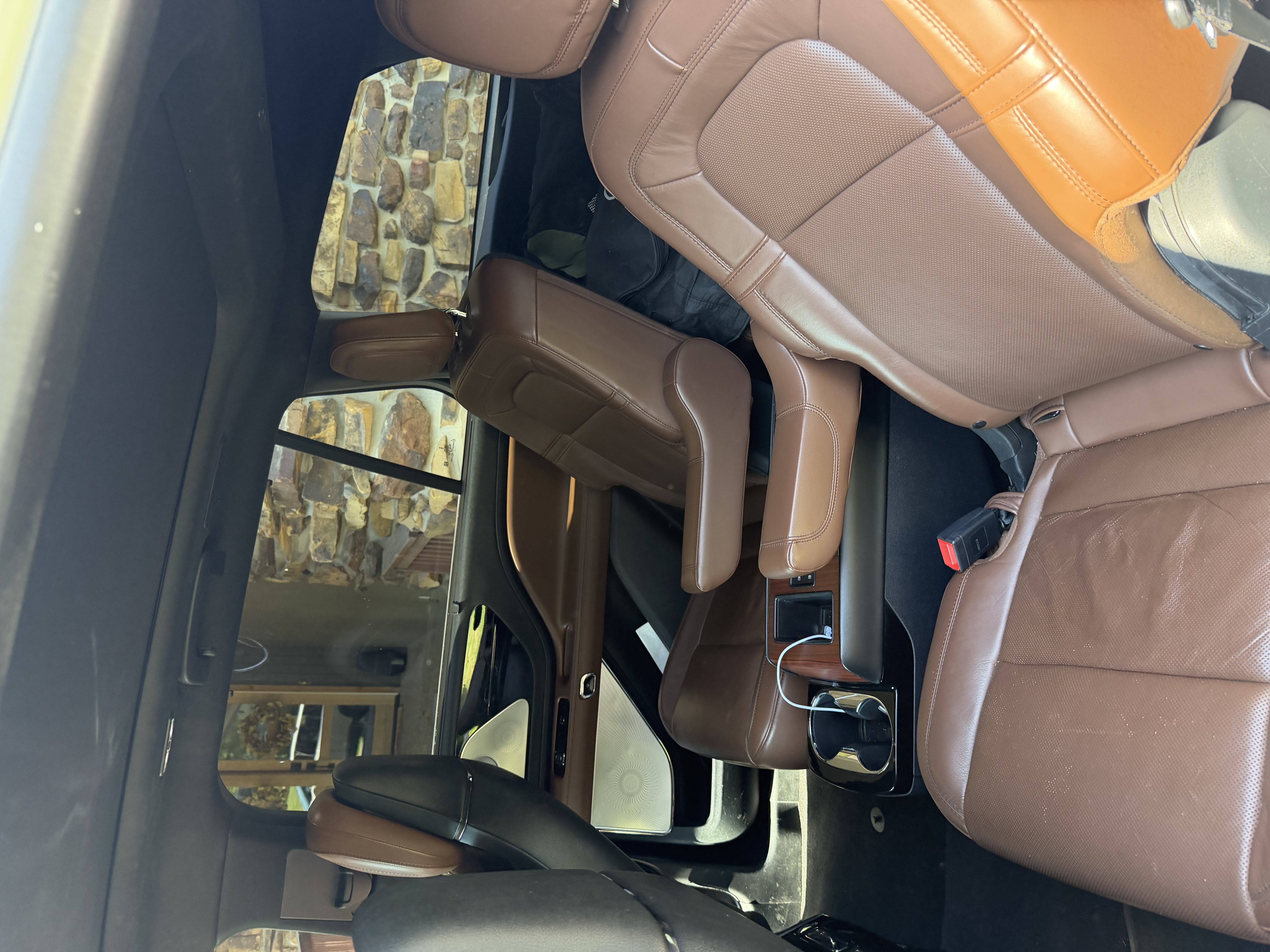 Used 2021 Lincoln Aviator Reserve w/ Equipment Group 202A AWD/4WD image 9