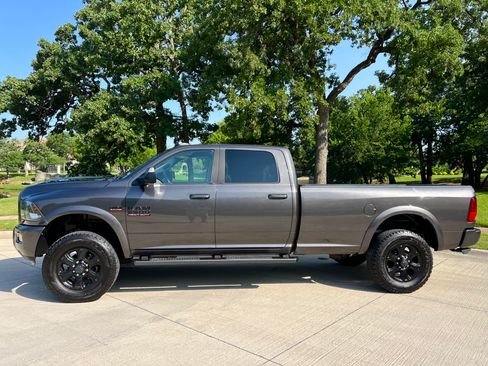 Used 2018 RAM 2500 Lone Star w/ Sport Appearance Group AWD/4WD image 6