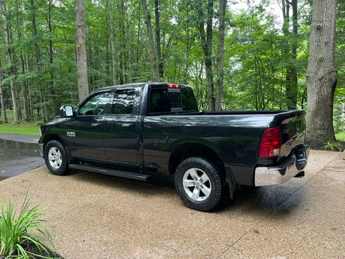 Used 2017 RAM 1500 Classic SLT AWD/4WD image 6