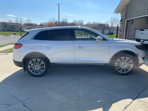 Used 2016 Lincoln MKX Reserve w/ Climate Package image 5