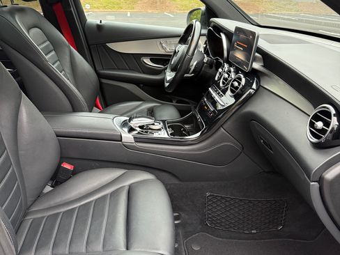 Used 2018 Mercedes-Benz GLC 43 AMG 4MATIC image 19