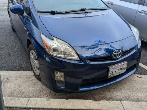 Used 2010 Toyota Prius Five image 9