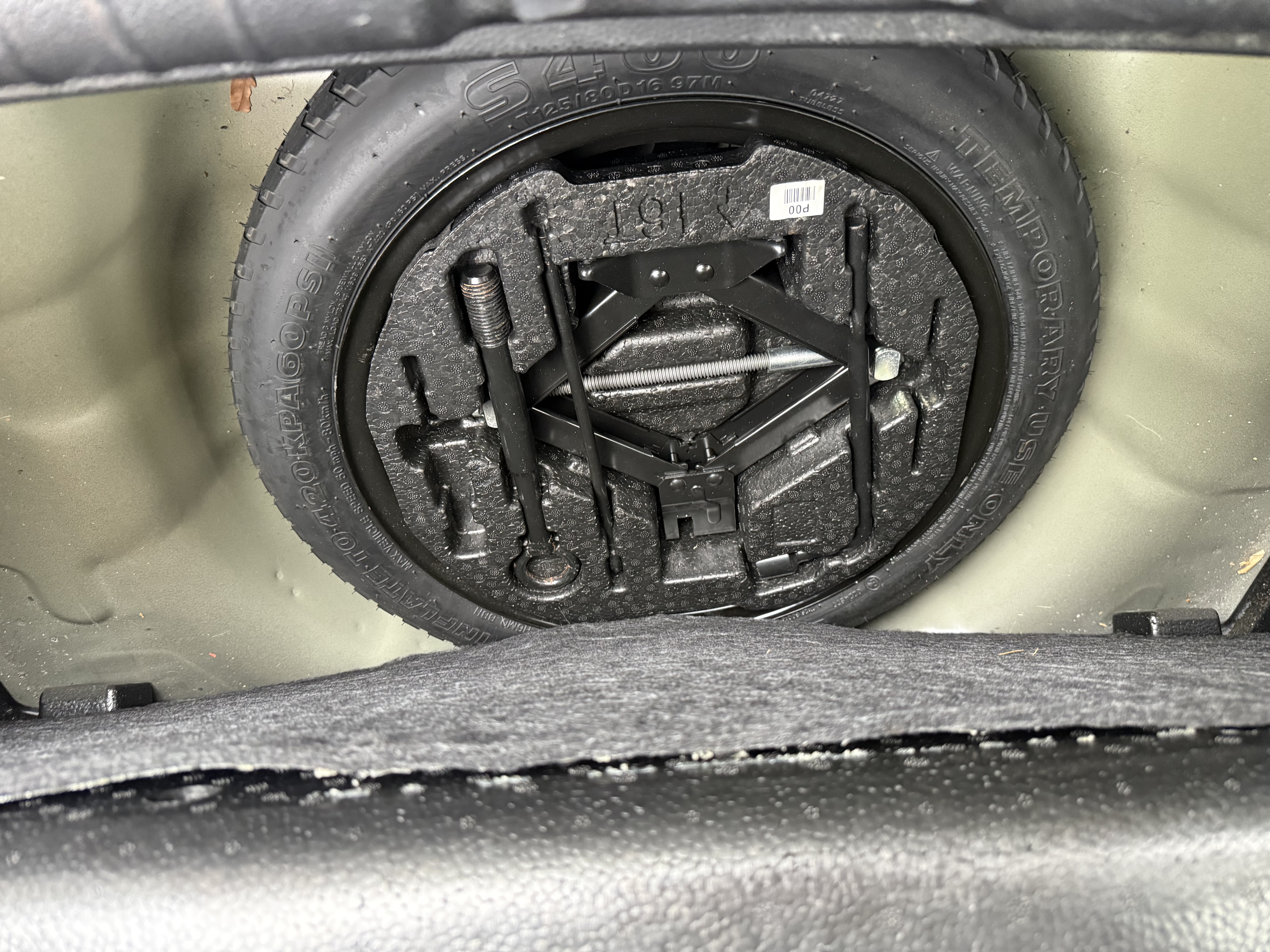 Used 2016 Kia Soul + FWD image 15