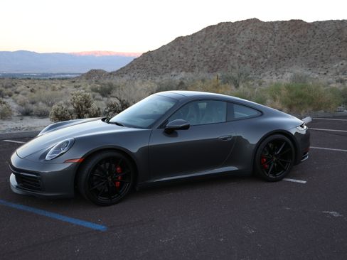 Used 2020 Porsche 911 Carrera S image 11