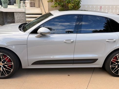 Used 2023 Porsche Macan GTS AWD/4WD image 6