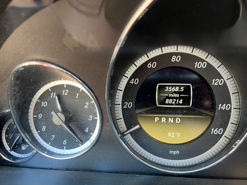 Used 2012 Mercedes-Benz E 350 Cabriolet image 2