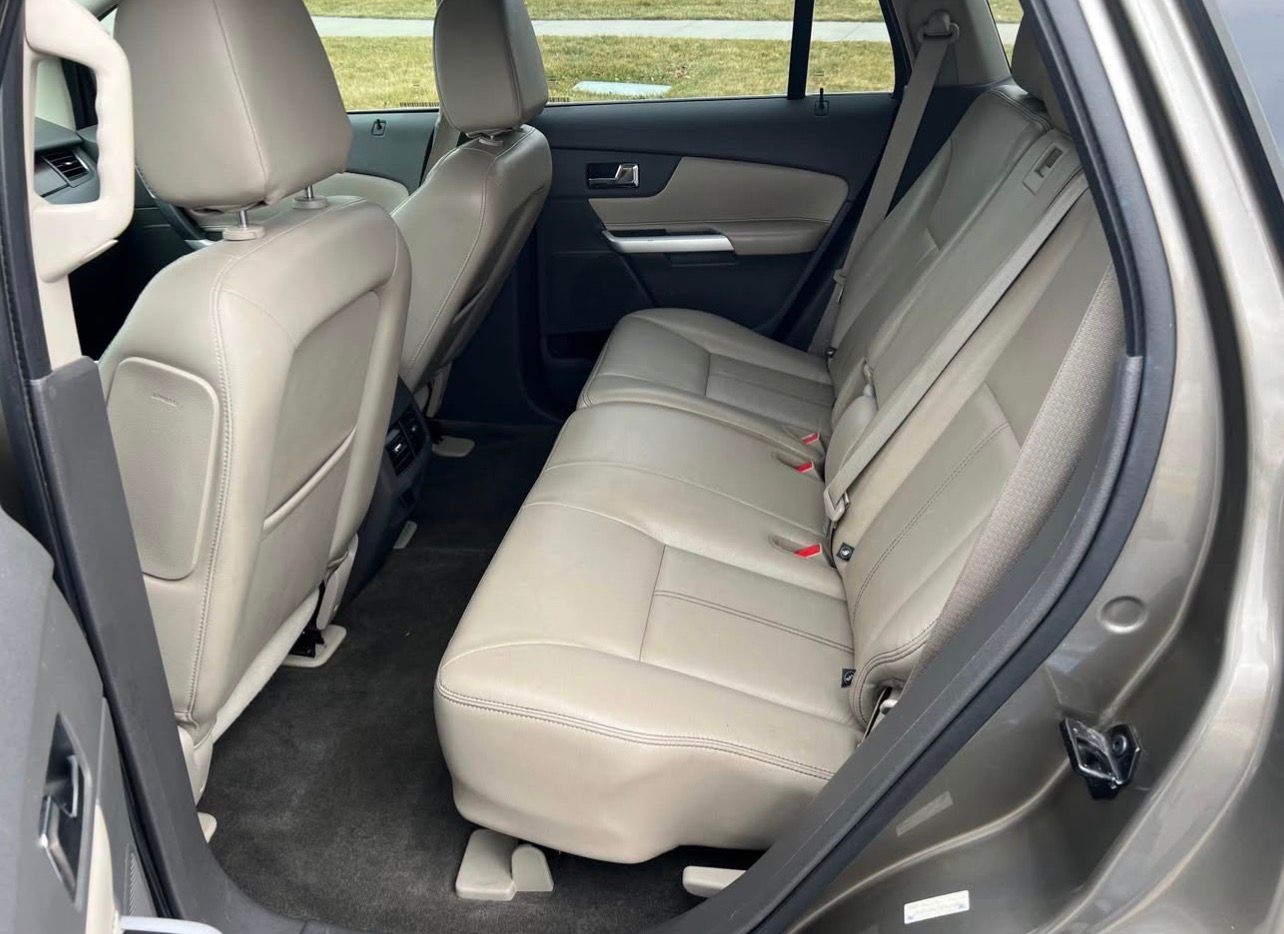 Used 2013 Ford Edge Limited AWD/4WD image 21