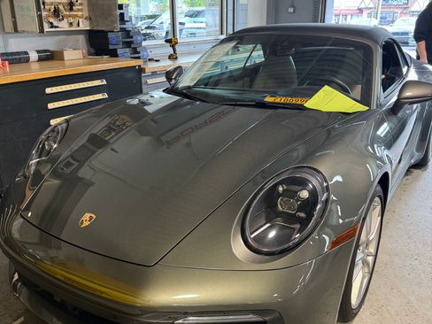 Used 2020 Porsche 911 Carrera image 19