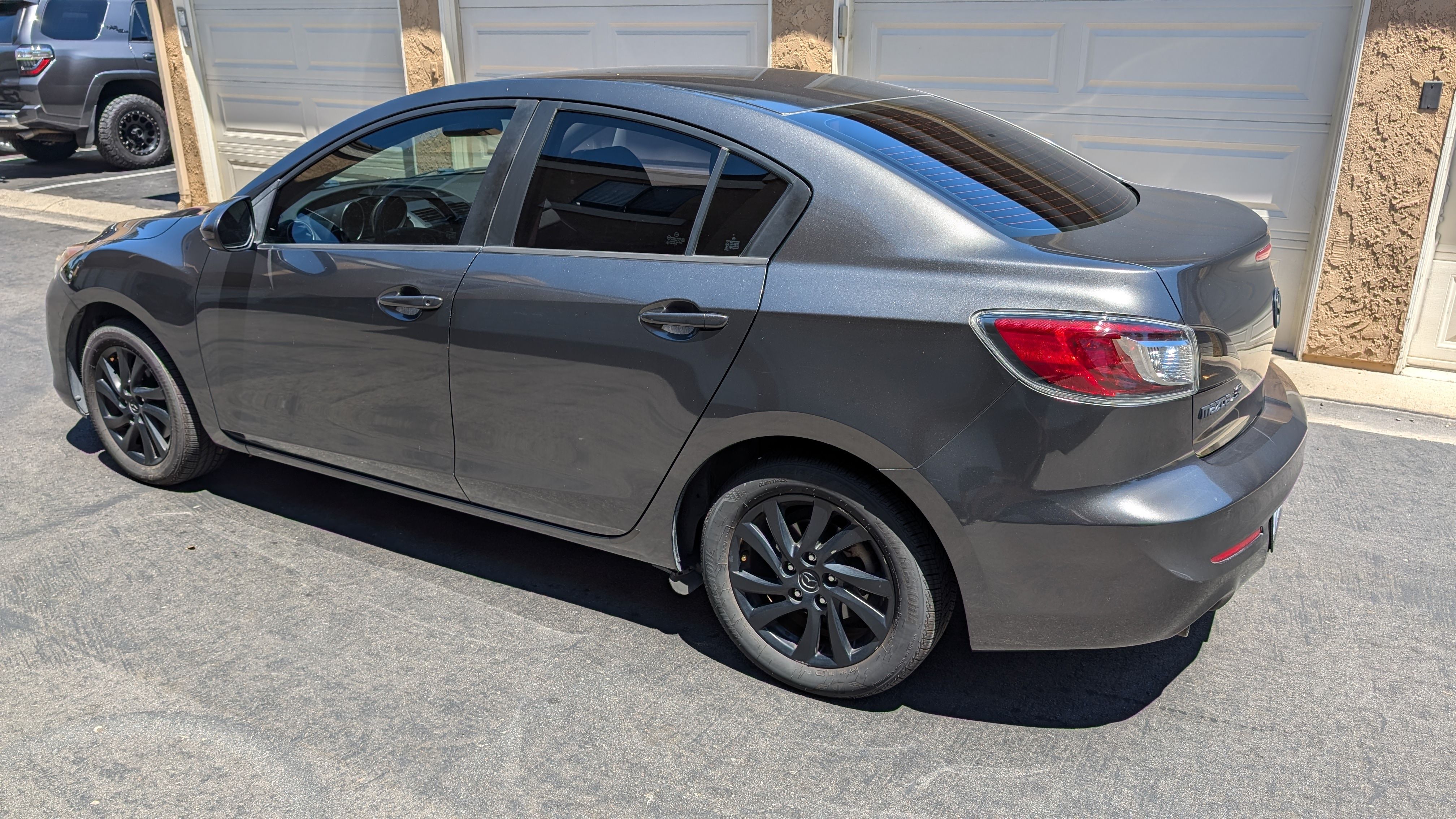 Used 2012 MAZDA MAZDA3 i Touring FWD image 5