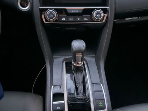 Used 2016 Honda Civic EX image 4