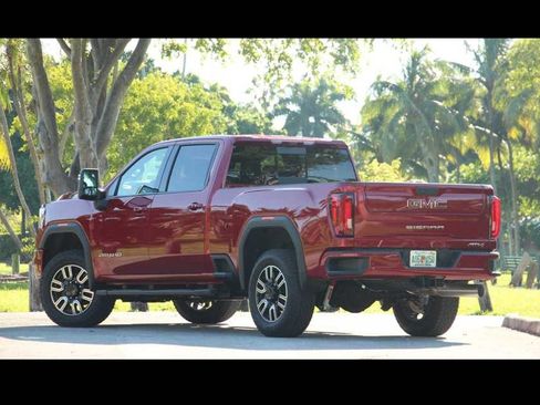 Used 2020 GMC Sierra 2500 AT4 w/ AT4 Premium Package image 4