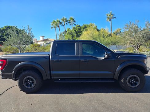 Used 2023 Ford F150 Raptor w/ Raptor Carbon Fiber Package image 8