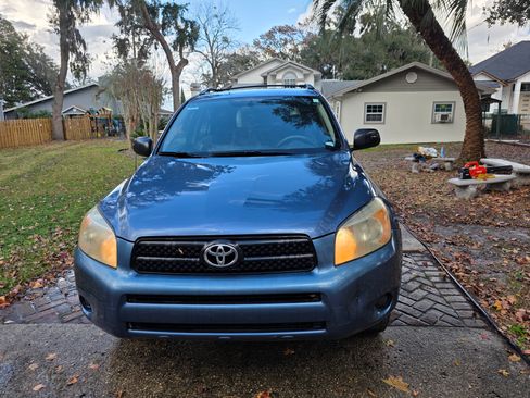 Used 2008 Toyota RAV4 2WD image 4
