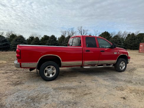 Used 2007 Dodge Ram 2500 Truck SLT w/ Quad Cab Big Horn Value Group image 2
