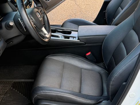 Used 2019 Honda Accord Sport image 12