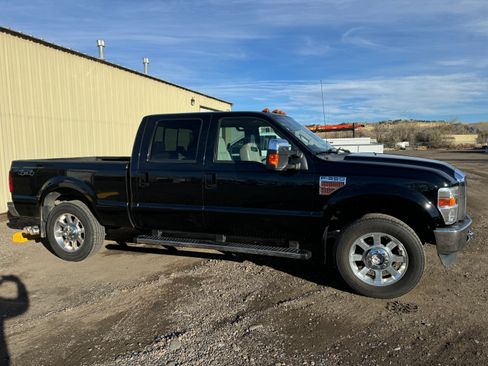 Used 2010 Ford F350 XLT image 4