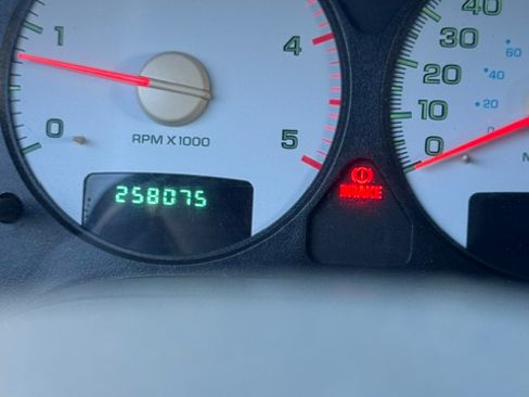 Used 2005 Dodge Ram 2500 Truck SLT RWD image 1