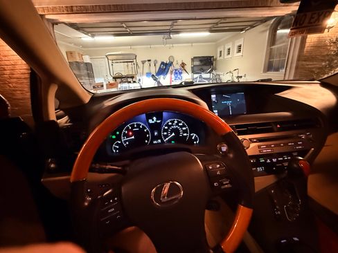 Used 2011 Lexus RX 350 AWD w/ Premium Pkg image 9