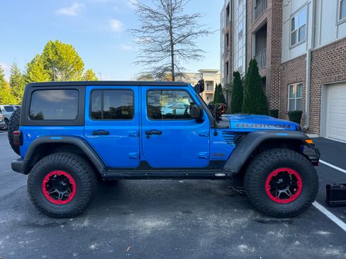 Used 2023 Jeep Wrangler Unlimited Rubicon w/ Cold Weather Group image 2