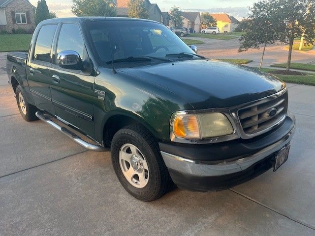 Used 2002 Ford F150 2WD SuperCrew image 1
