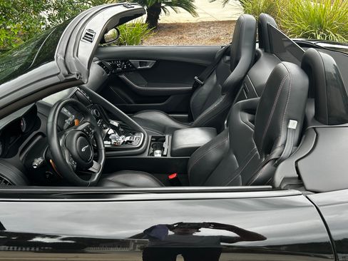 Used 2015 Jaguar F-TYPE S image 5