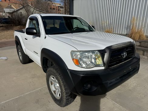 Used 2008 Toyota Tacoma 4x4 Regular Cab image 5